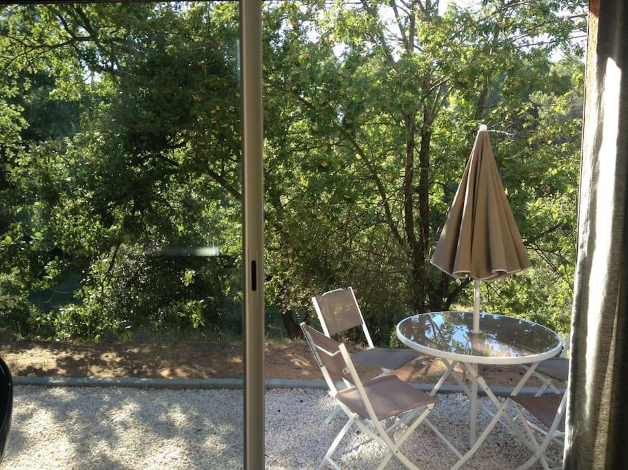 Appartement 2-4 Pers. Piscine, Entre Aix Et Cassis La Destrousse Exterior photo